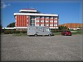 Parkoviště u hotelu