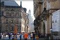 V pozadí silueta kostelu Frauenkirche